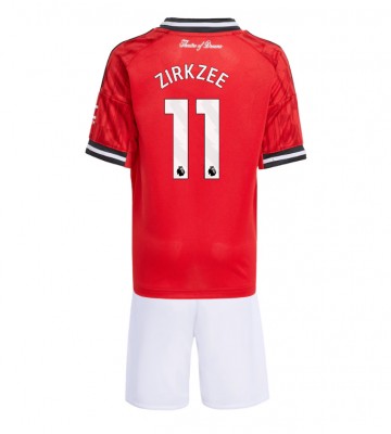 Manchester United Joshua Zirkzee #11 Replika Babytøj Hjemmebanesæt Børn 2025-26 Kortærmet (+ Korte bukser)